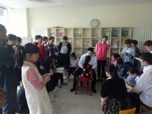 学员跟诊照片